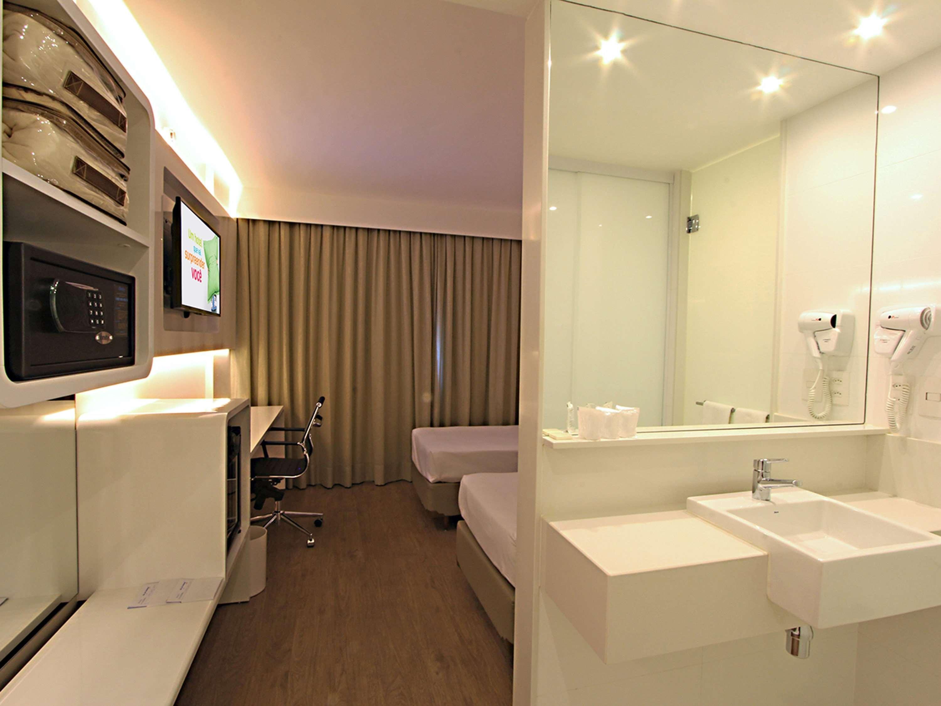 Ibis Styles Brasilia Aeroporto Hotel นูเคลโอบันเดรานชิ ภายนอก รูปภาพ