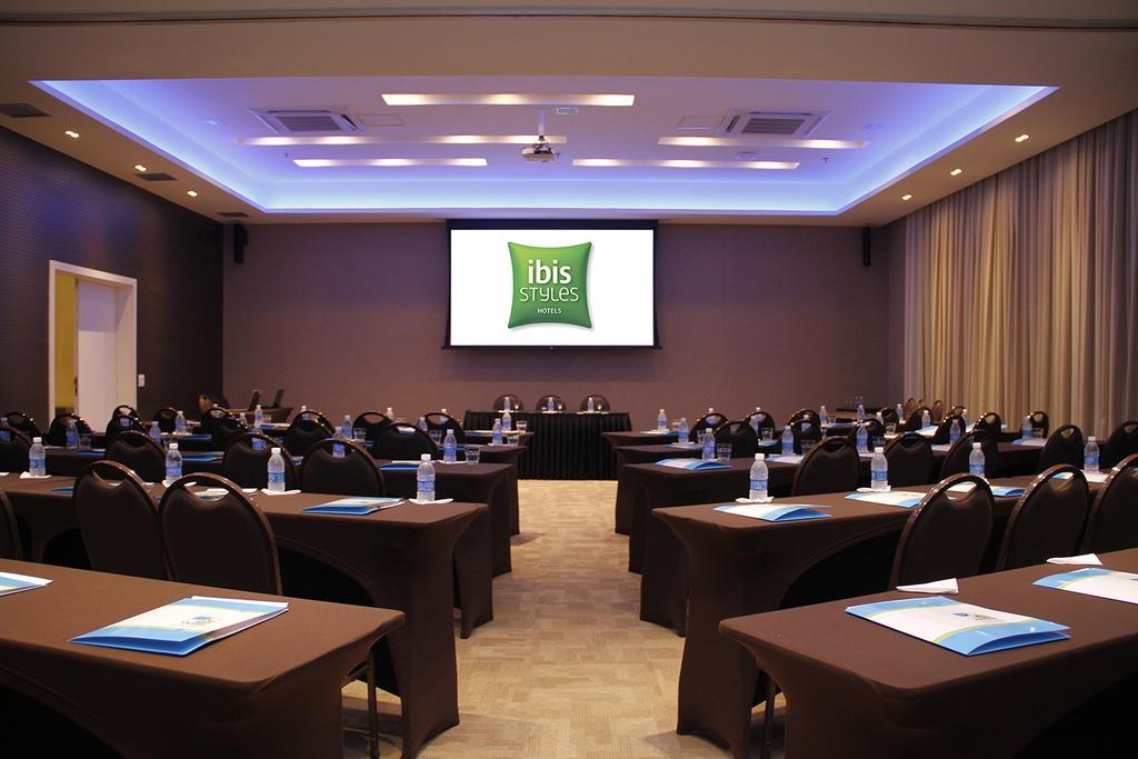 Ibis Styles Brasilia Aeroporto Hotel นูเคลโอบันเดรานชิ ภายนอก รูปภาพ