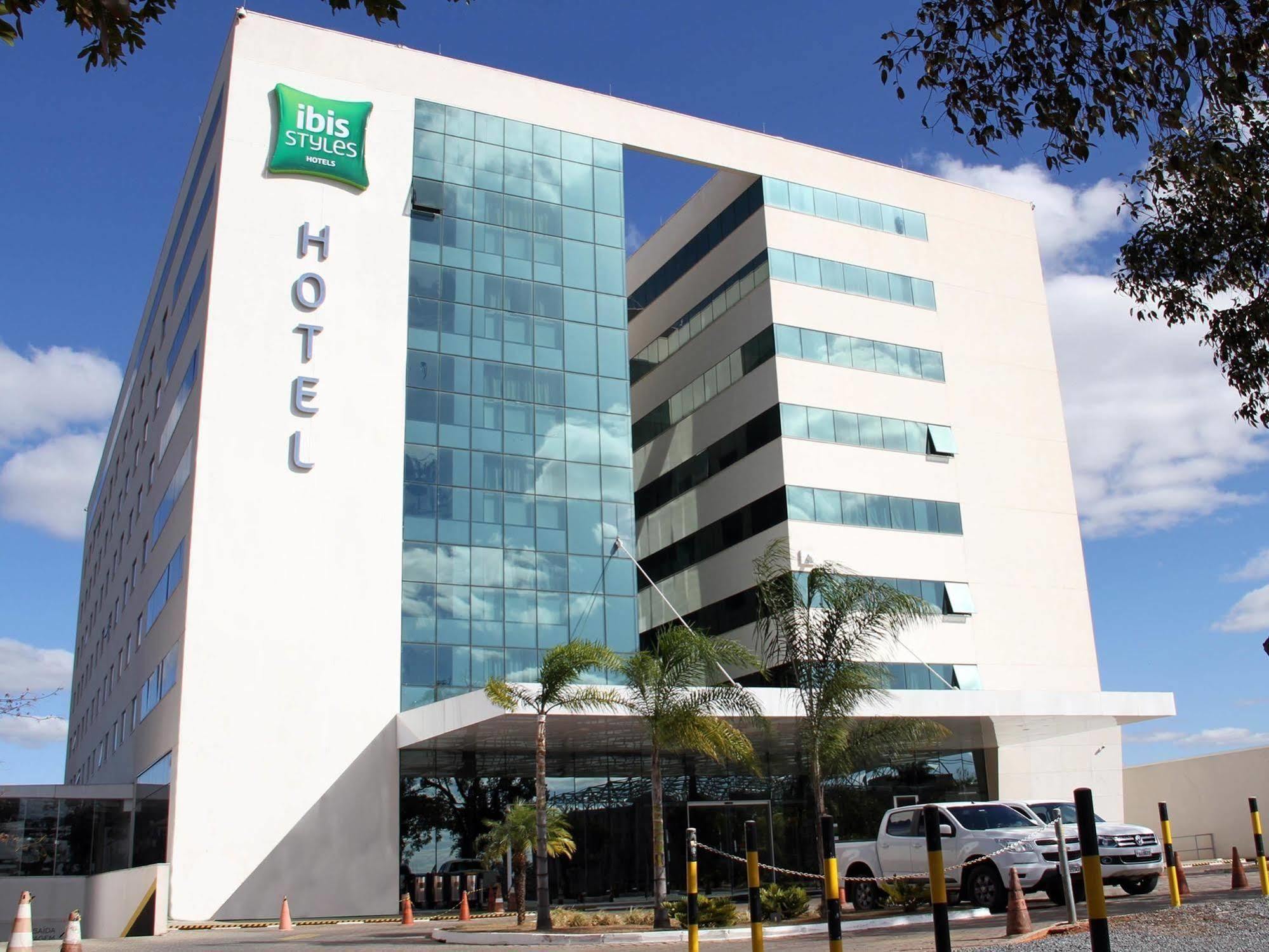 Ibis Styles Brasilia Aeroporto Hotel นูเคลโอบันเดรานชิ ภายนอก รูปภาพ
